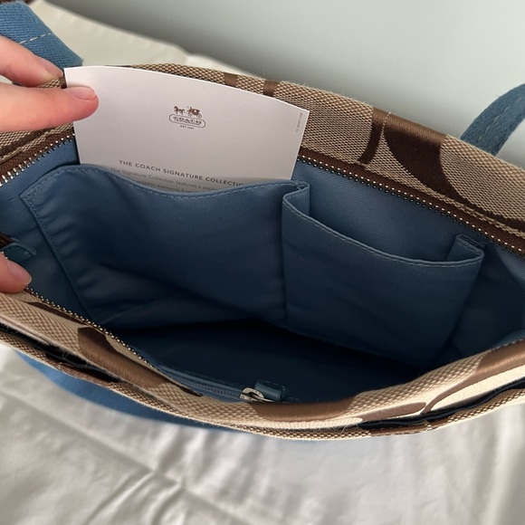 New Signature Canvas Tan Coach Messanger Bag with Blue Detail - Picture 3 of 4